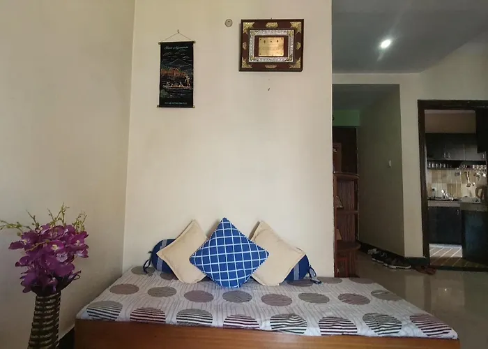 Metro Axis Residency