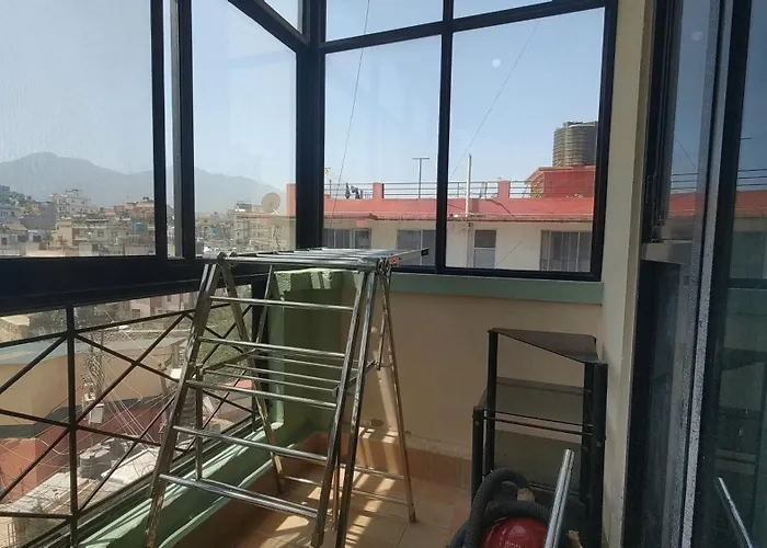 Metro Axis Residency