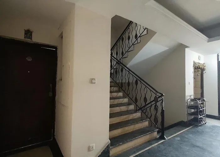 Metro Axis Residency *
